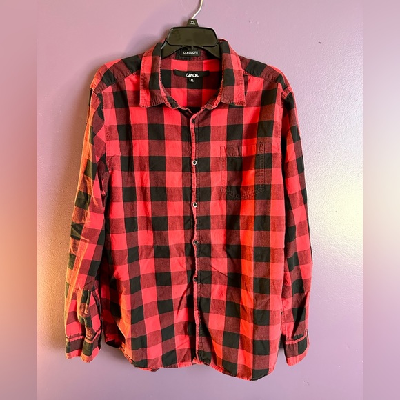 Carbon black and red “flannel” button up - XL - Picture 1 of 6